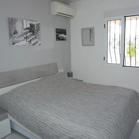 Holiday home Lilas In Els Poblets