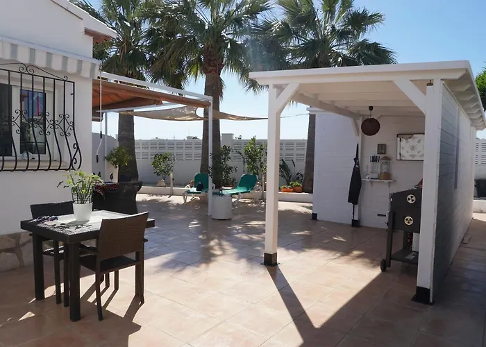 Nyaraló Lilas In *